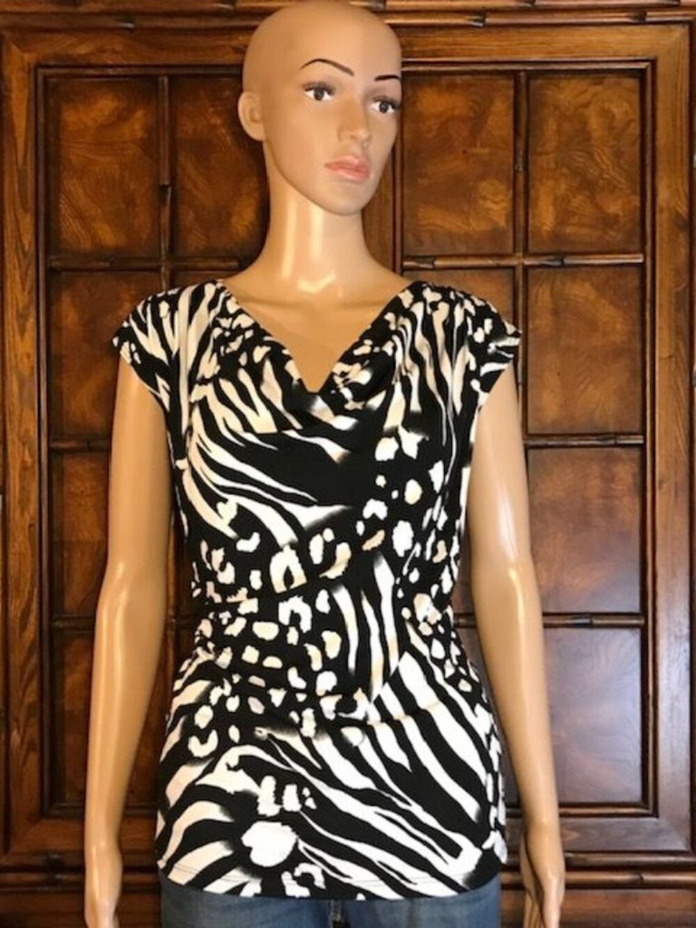 Jennie & Marlis Black White Zebra Leopard Print Drape Front Pleat Sleeveless Top